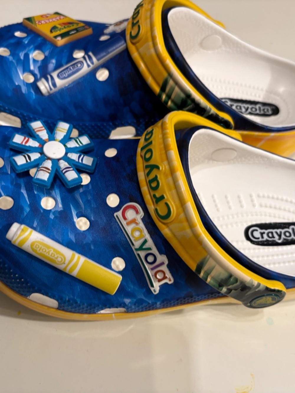 Crayola Classic Clog - Picture 3 of 12